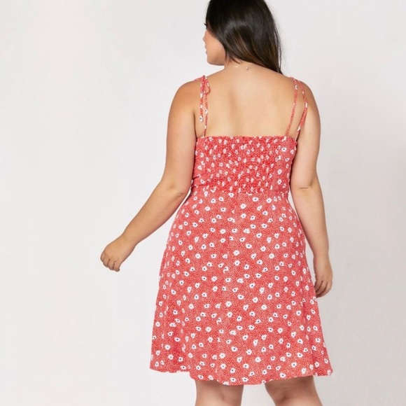 Davi & Dani | Ditsy Tie-Shoulder Dress - Picture 8 of 8